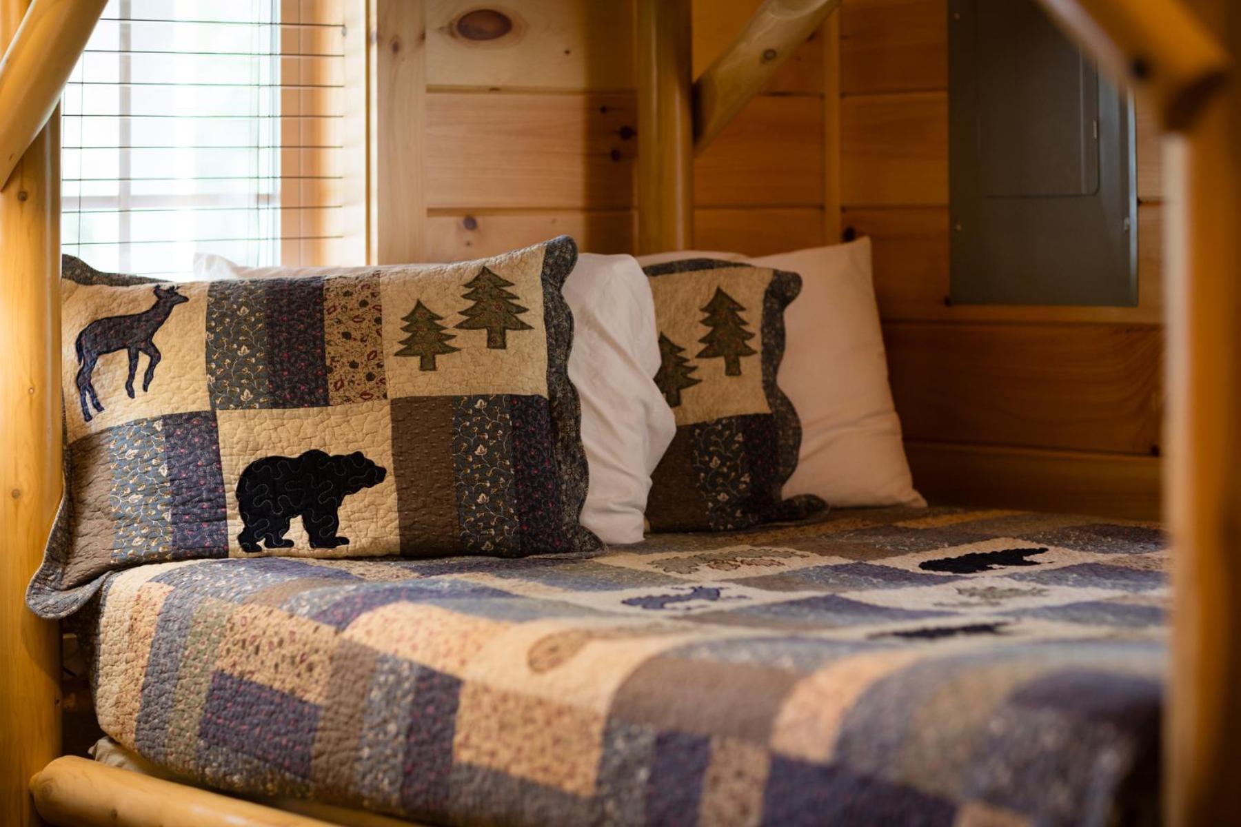 ピジョンフォージ Bear Clubhouse Hot Tub, 1Mile From The Parkway, 900 In Free Tickets!ヴィラ エクステリア 写真